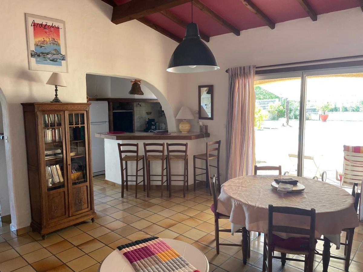Villa Lazuel, Piscine Privative Chauffee, Vue Panoramique Et Jardin Clos Aubenas Luaran gambar